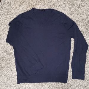 Men's navy blue light weight sweater v neck